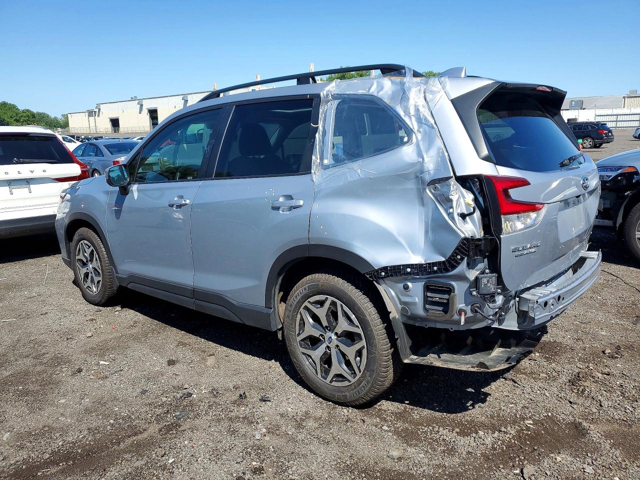 2021 SUBARU FORESTER PREMIUM — снимка 2