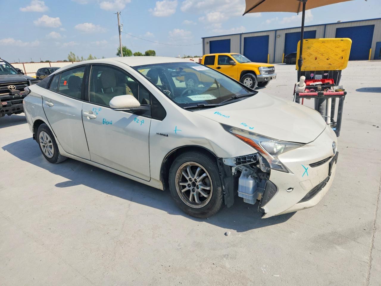2016 TOYOTA PRIUS TWO — снимка 4