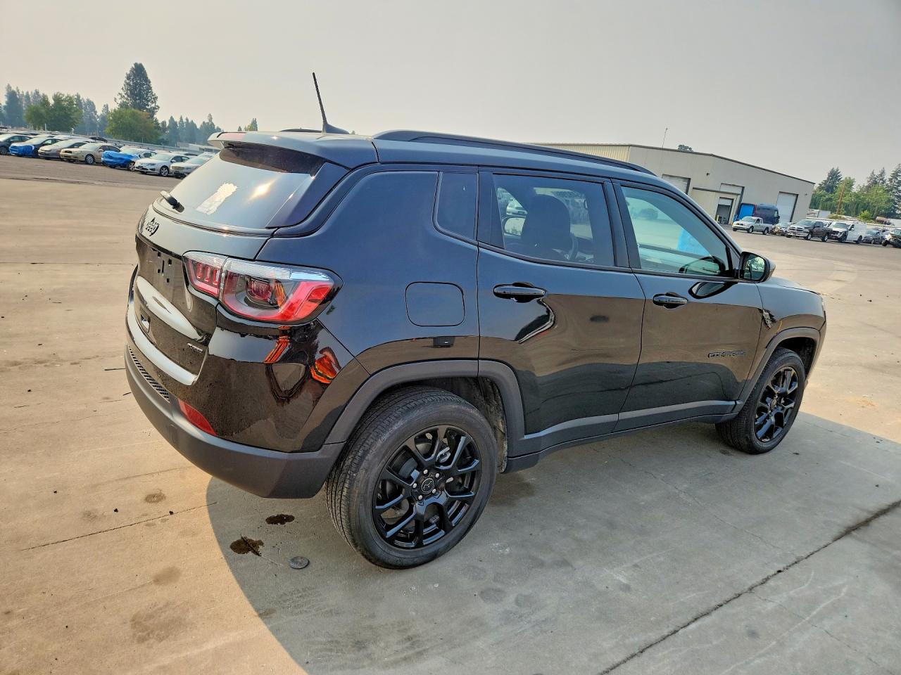 2025 JEEP COMPASS LATITUDE — снимка 3
