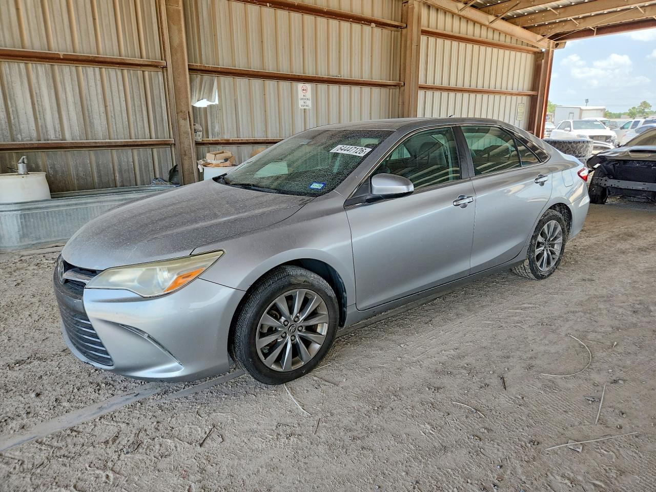 2016 TOYOTA CAMRY XLE