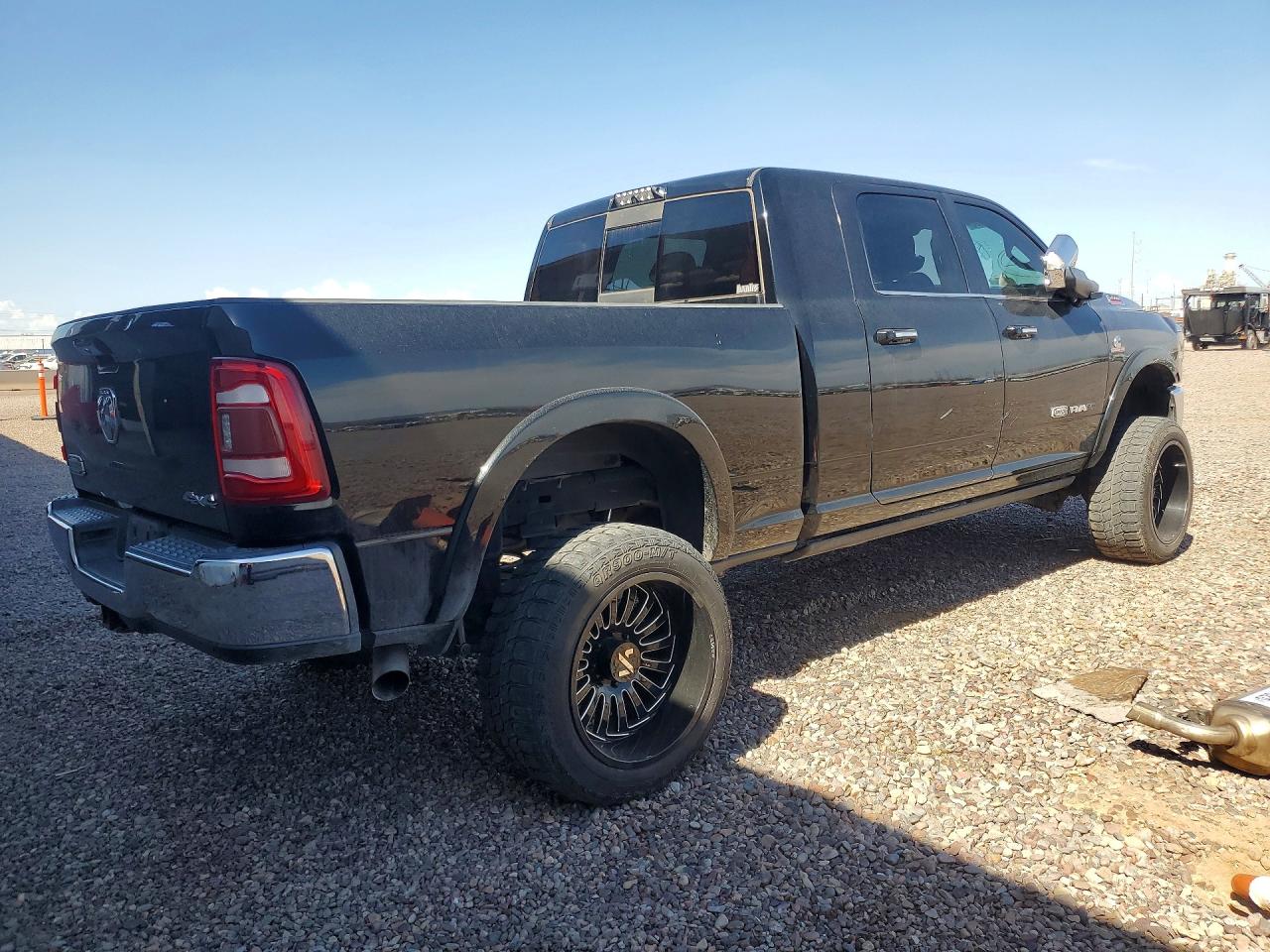 2020 RAM 2500 LONGHORN — снимка 3