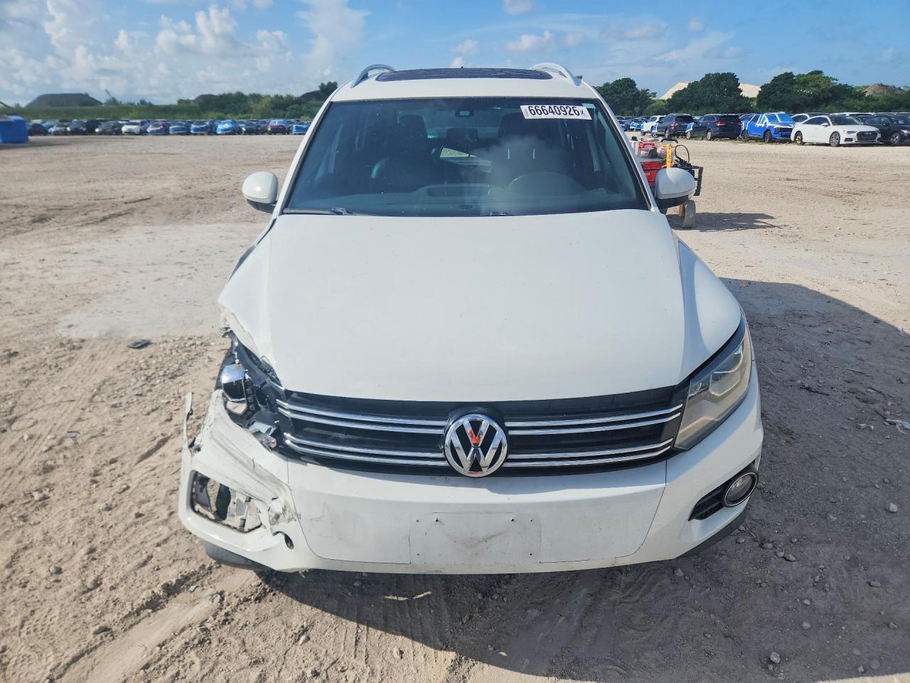 2015 VOLKSWAGEN TIGUAN S — снимка 5