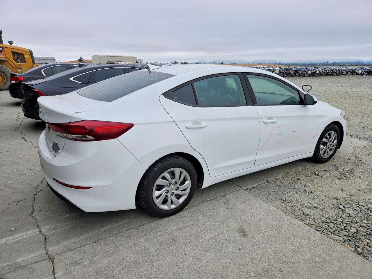 2018 HYUNDAI ELANTRA SE — снимка 3