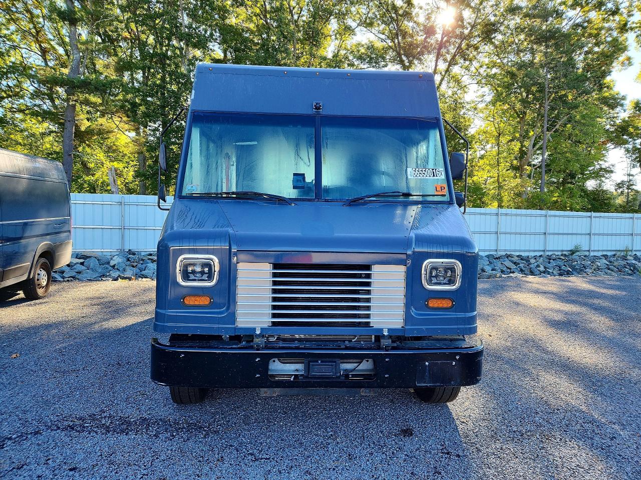 2021 FORD F59 — снимка 5