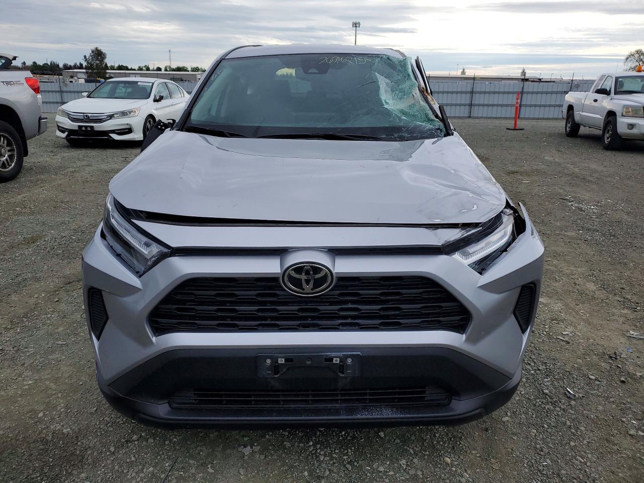 2024 TOYOTA RAV4 LE — снимка 5