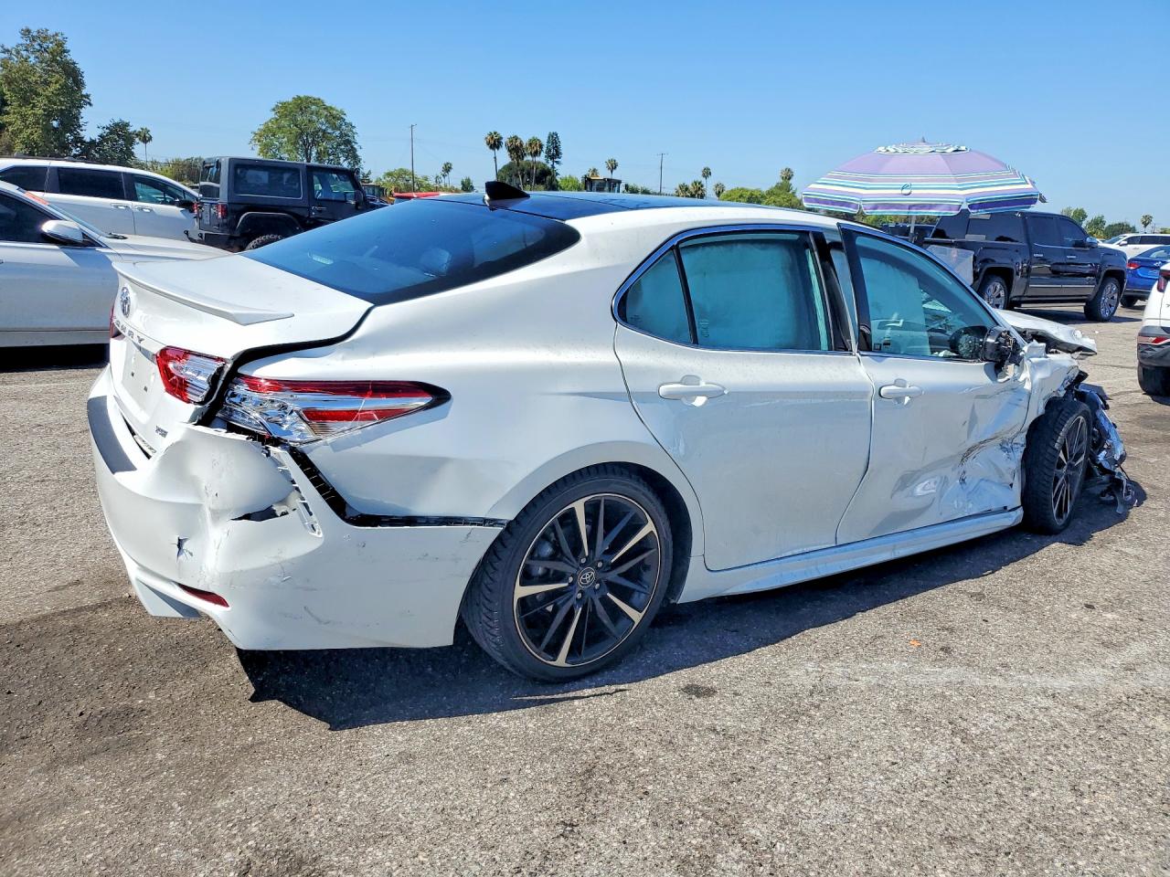 2020 TOYOTA CAMRY XSE V6 — снимка 3