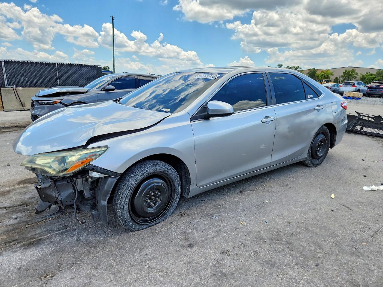 2016 TOYOTA CAMRY XLE