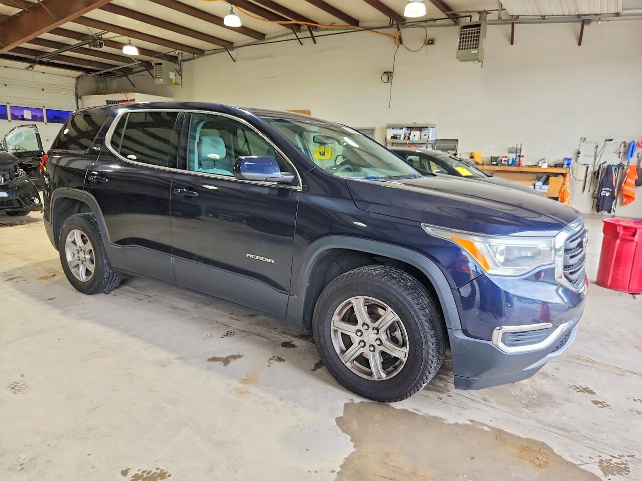 2017 GMC ACADIA SLE — снимка 4