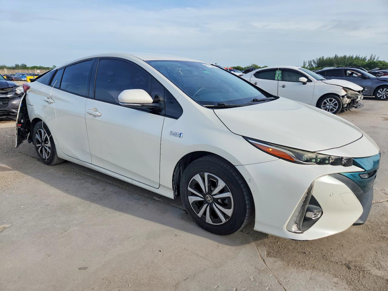 2017 TOYOTA PRIUS PRIME ADVANCED — снимка 4