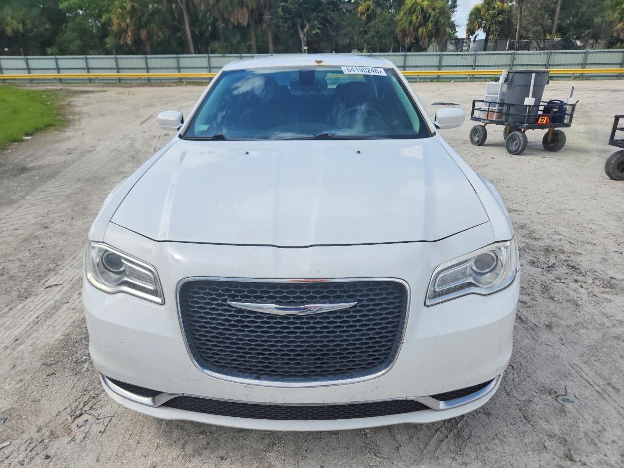 2016 CHRYSLER 300 LIMITED — снимка 5