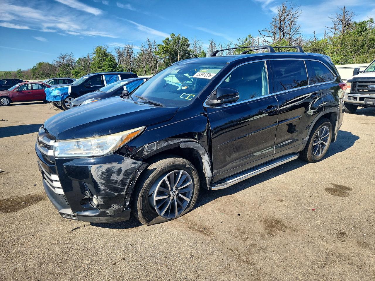 2017 TOYOTA HIGHLANDER XLE