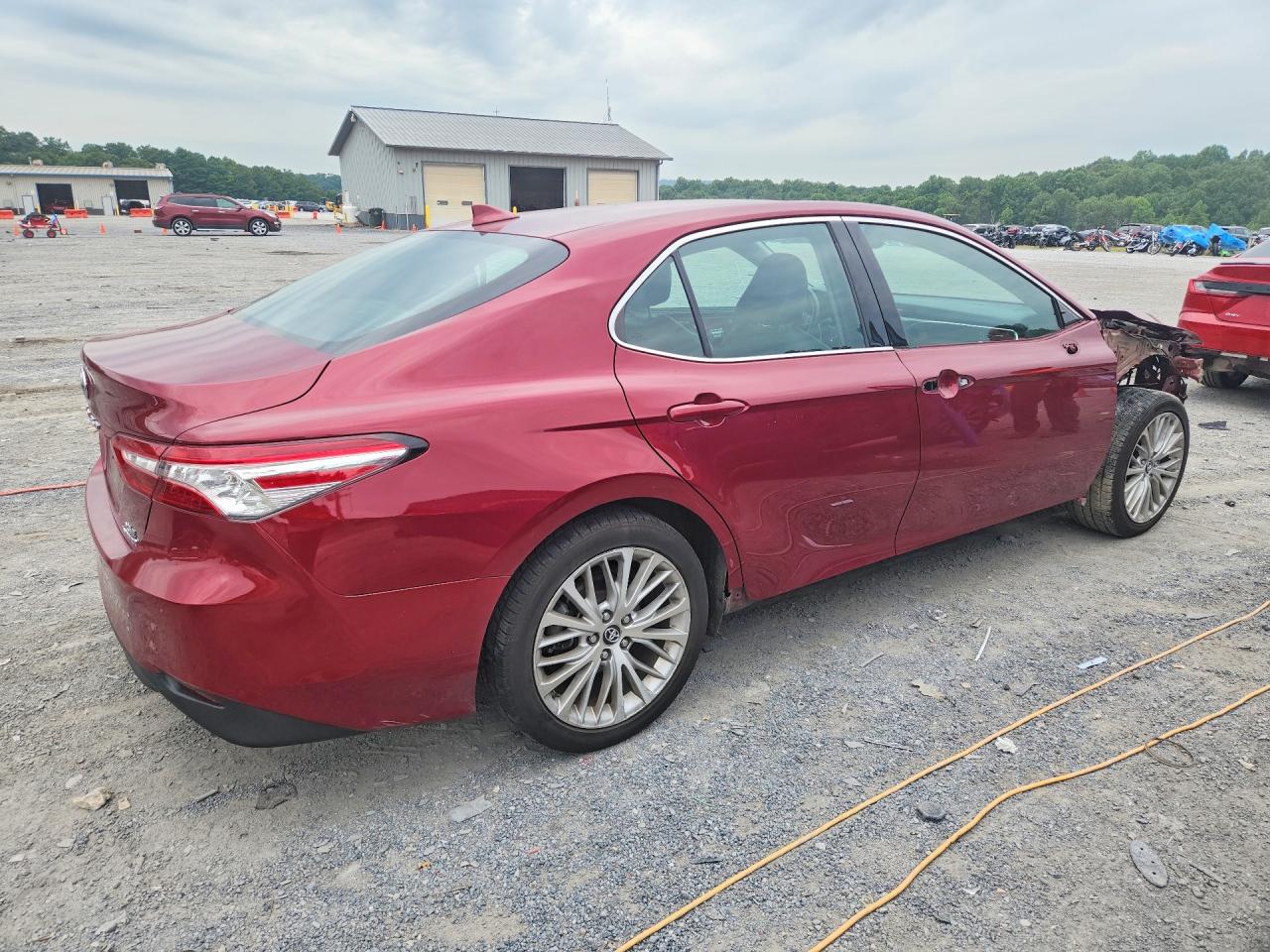 2018 TOYOTA CAMRY HYBRID XLE — снимка 3