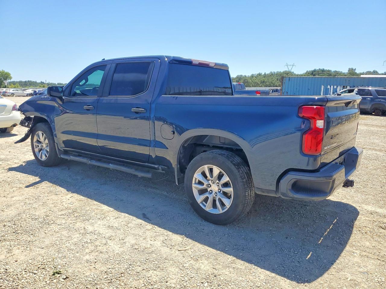 2021 CHEVROLET SILVERADO C1500 CUSTOM — снимка 2