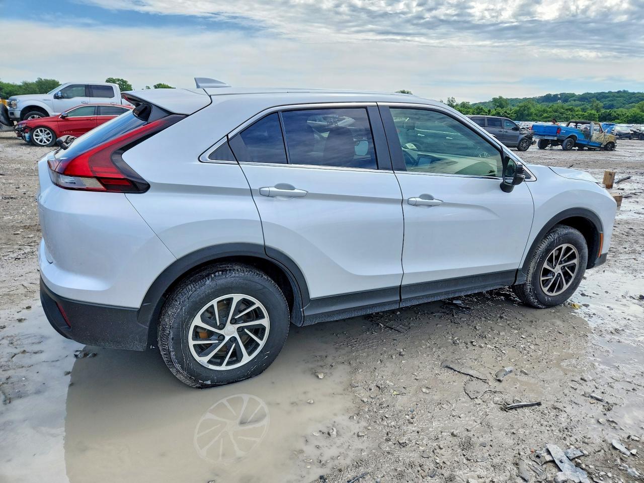 2022 MITSUBISHI ECLIPSE CROSS ES — снимка 3