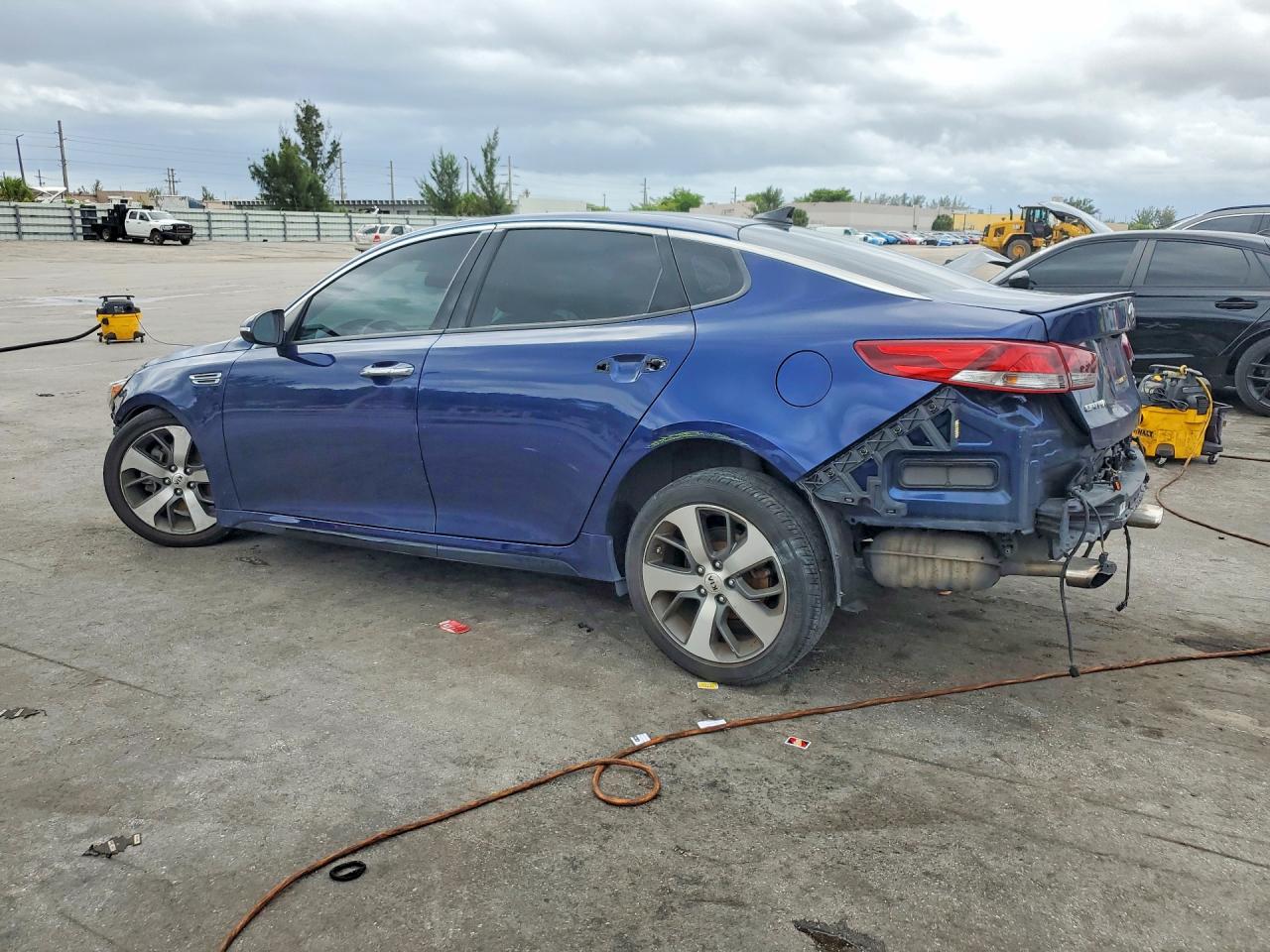 2019 KIA OPTIMA S — снимка 2