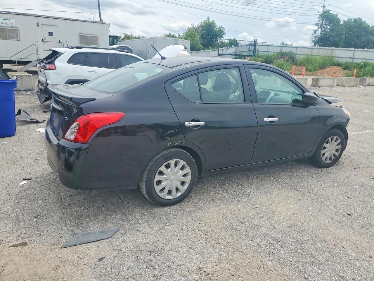2018 NISSAN VERSA SV — снимка 3