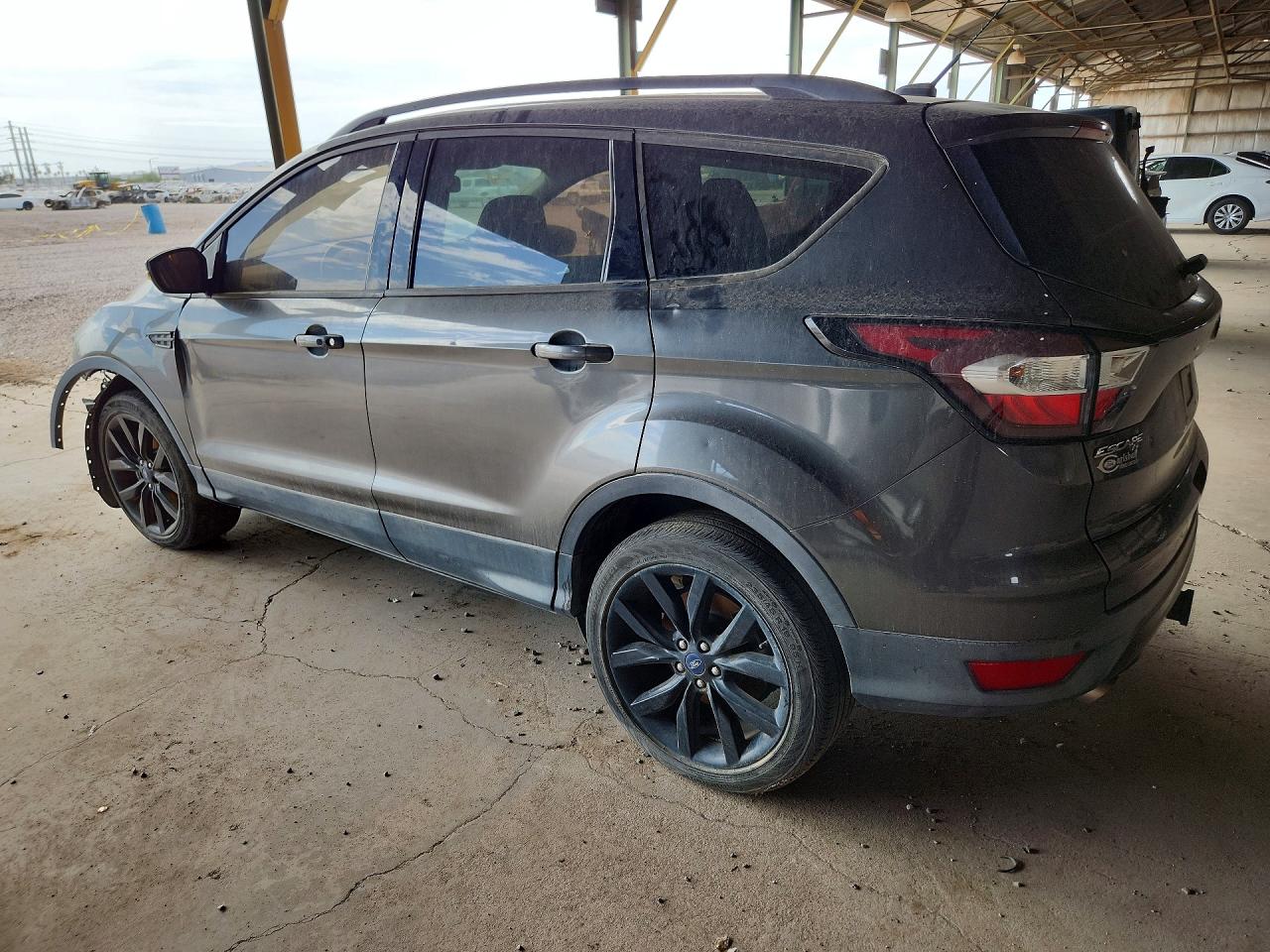 2017 FORD ESCAPE TITANIUM — снимка 2