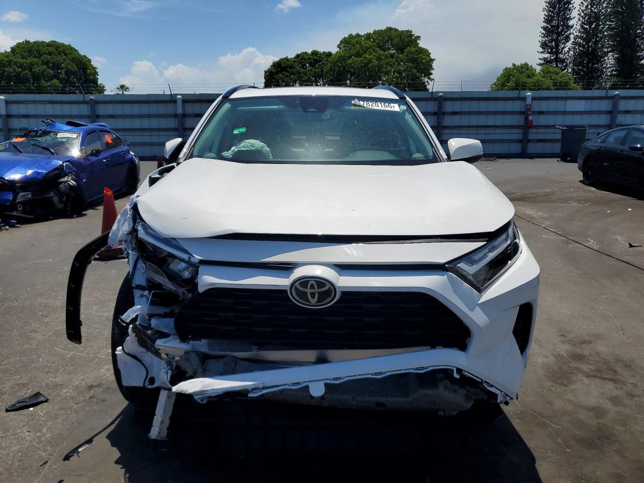 2024 TOYOTA RAV4 XLE — снимка 5