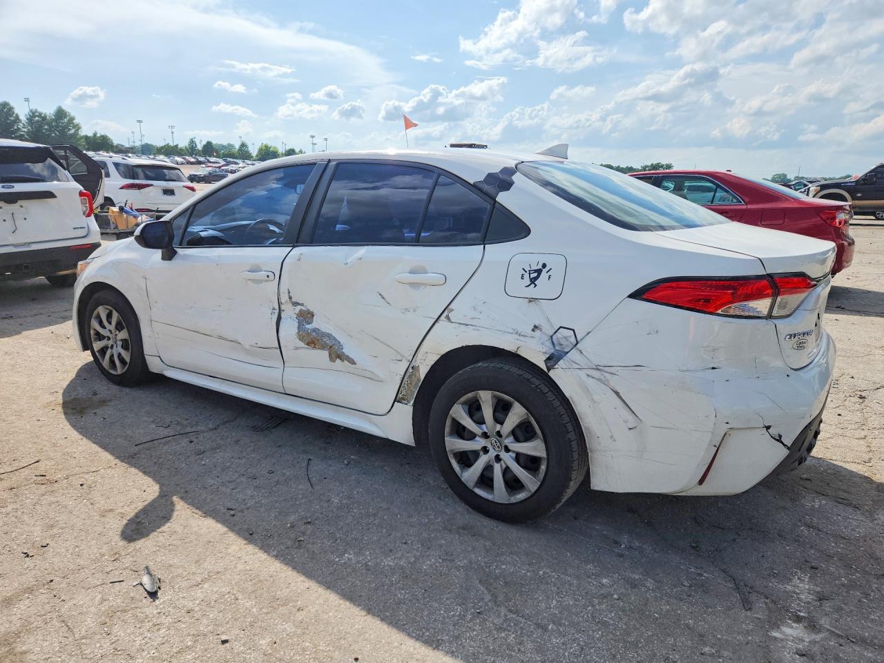 2024 TOYOTA COROLLA LE — снимка 2