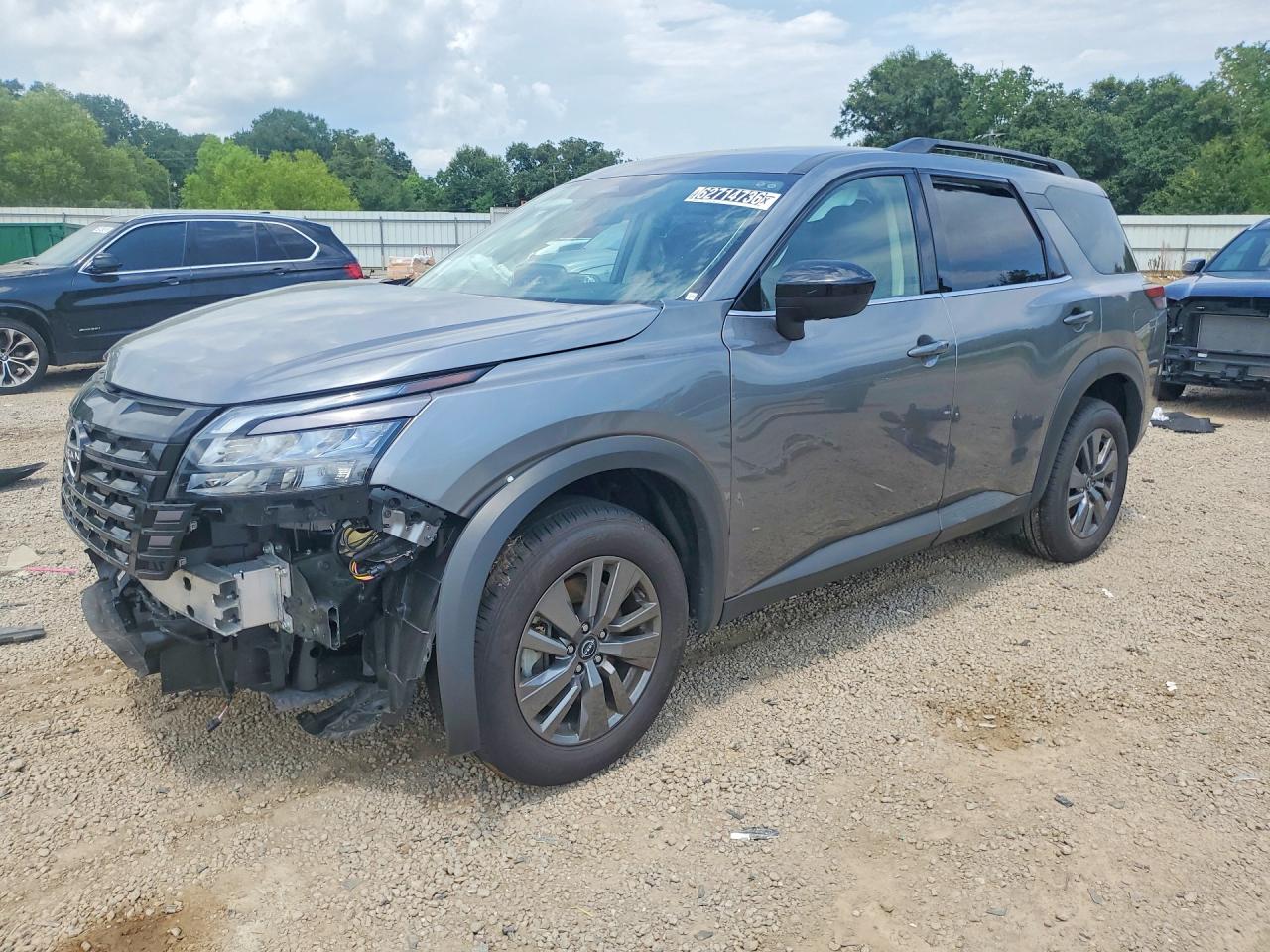 2026 NISSAN PATHFINDER SV