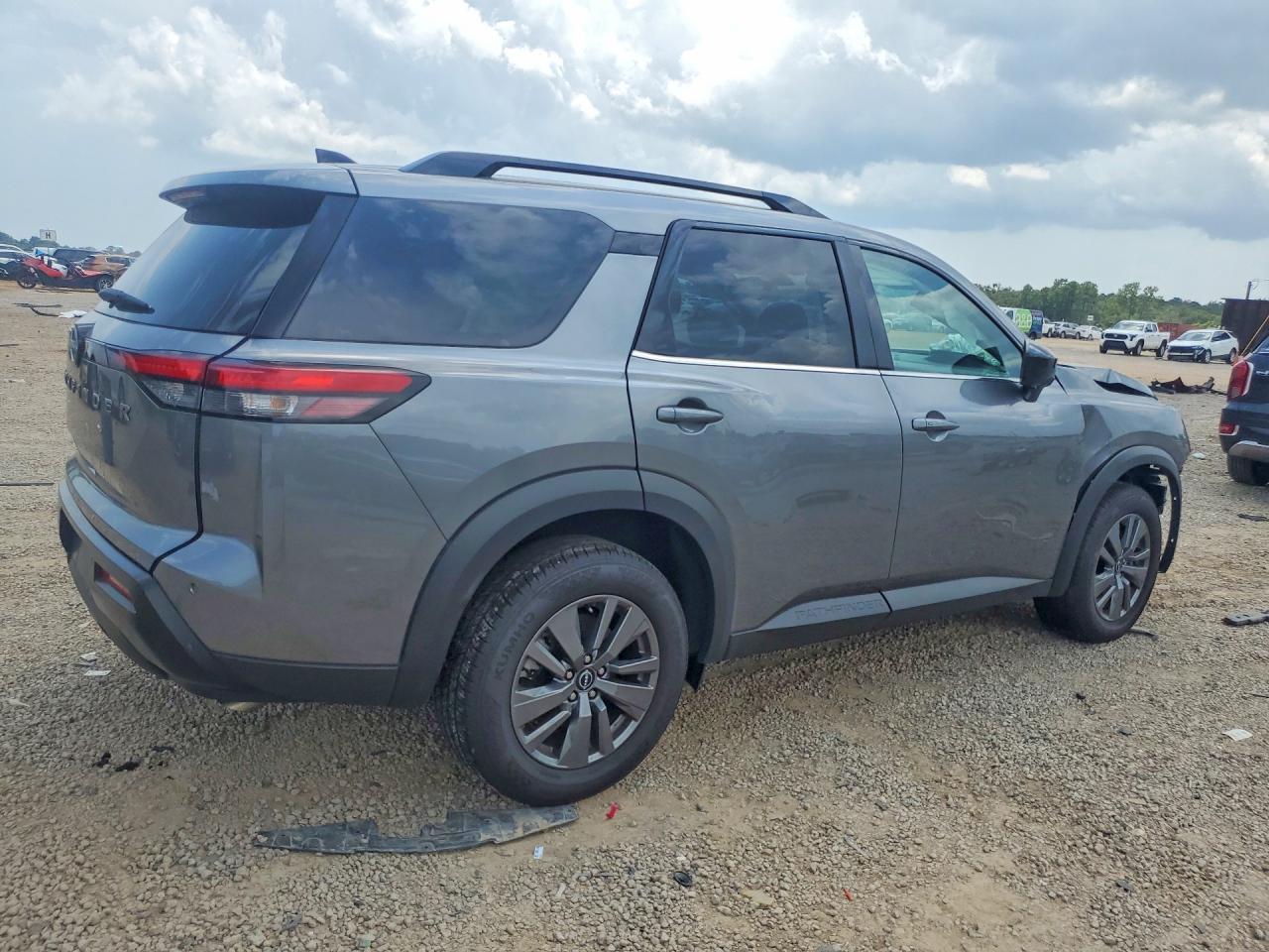 2026 NISSAN PATHFINDER SV — снимка 3