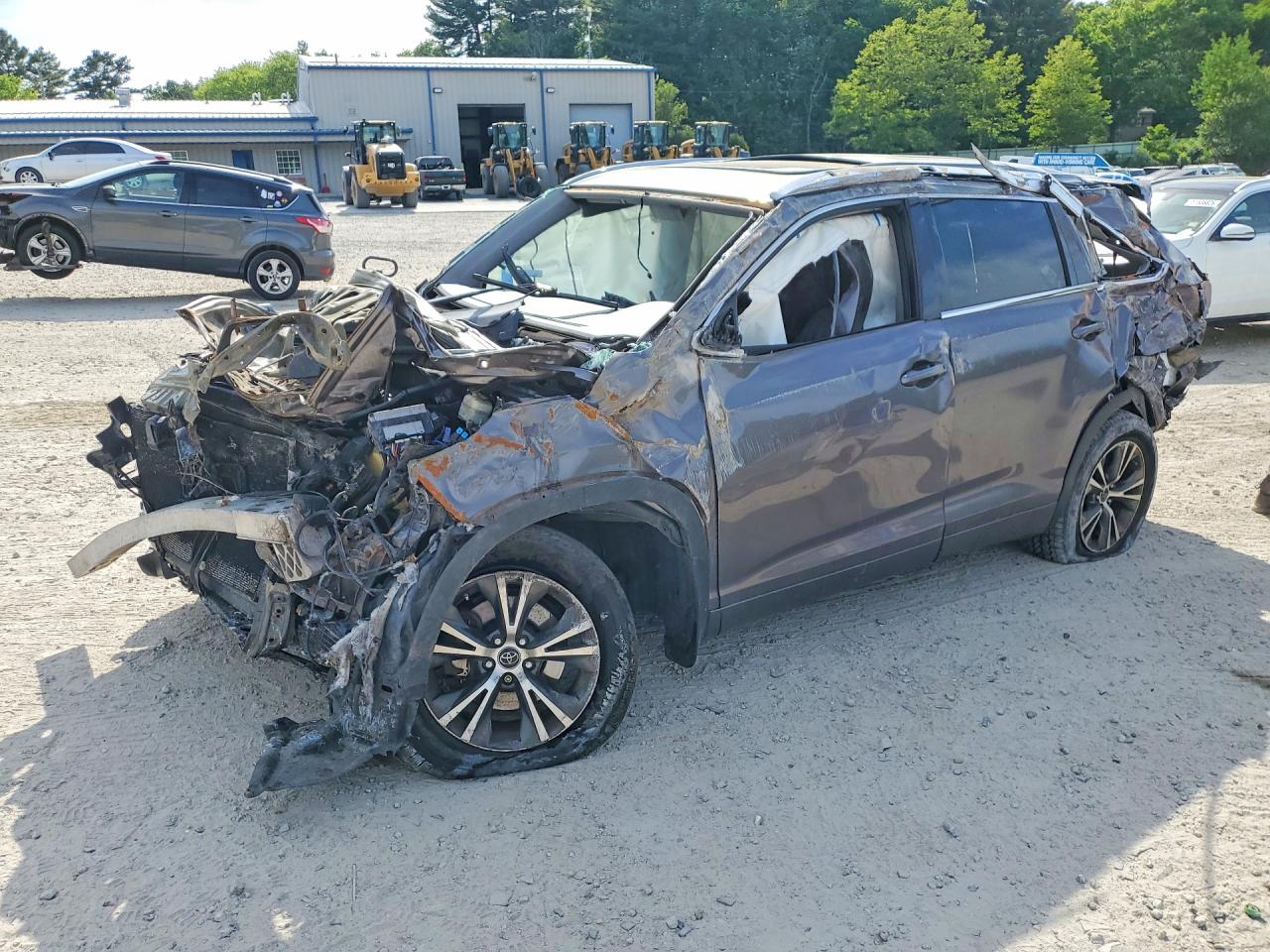 2016 TOYOTA HIGHLANDER XLE