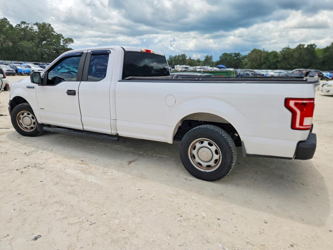 2017 FORD F150 SUPER CAB — снимка 2