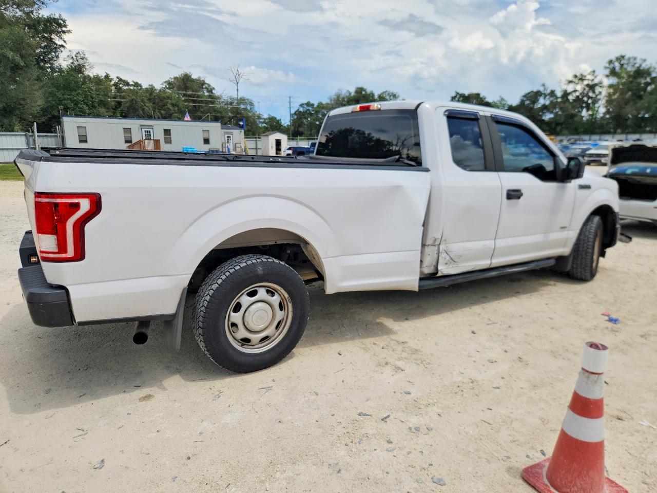 2017 FORD F150 SUPER CAB — снимка 3