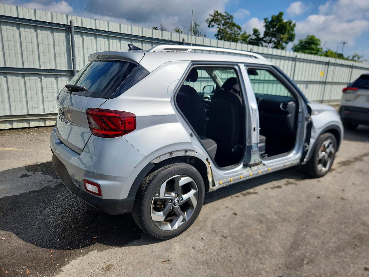 2021 HYUNDAI VENUE SEL — снимка 3