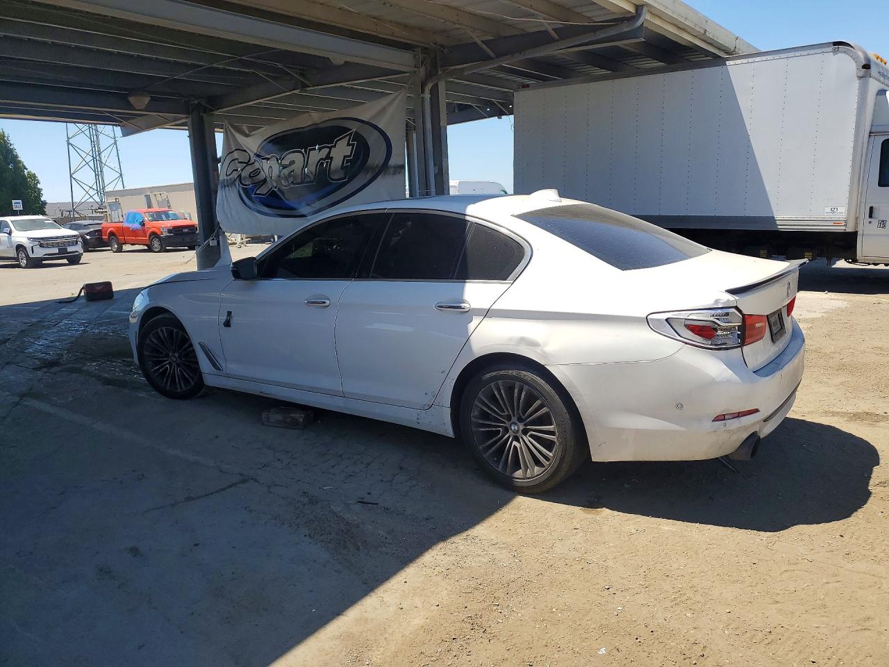 2017 BMW 530 I — снимка 2