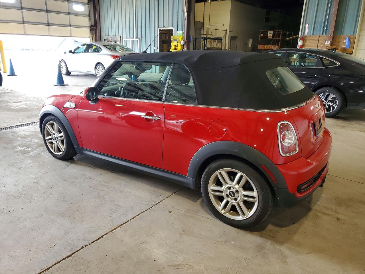 2014 MINI COOPER S — снимка 2
