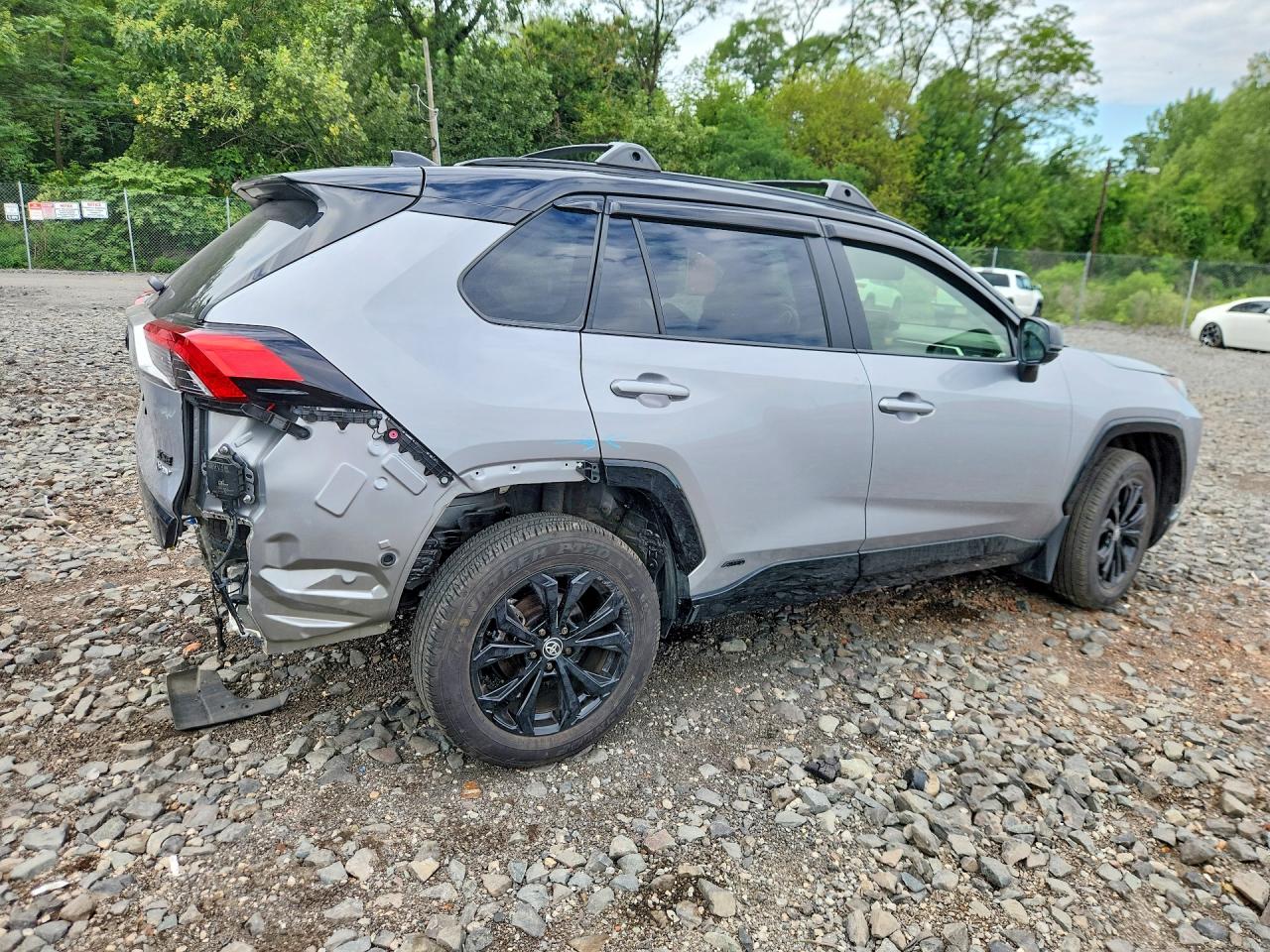 2025 TOYOTA RAV4 XSE — снимка 3