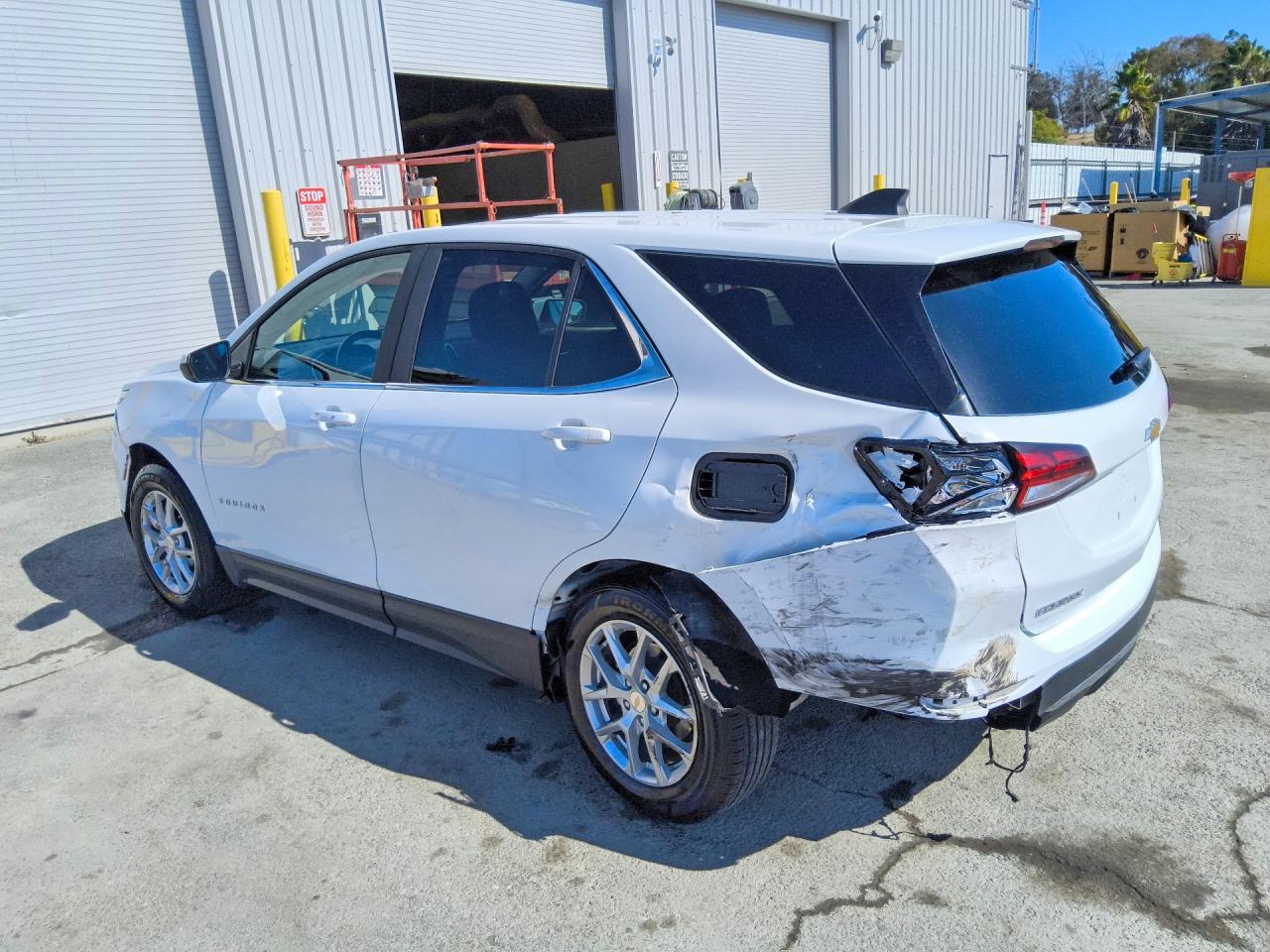 2024 CHEVROLET EQUINOX LT — снимка 2