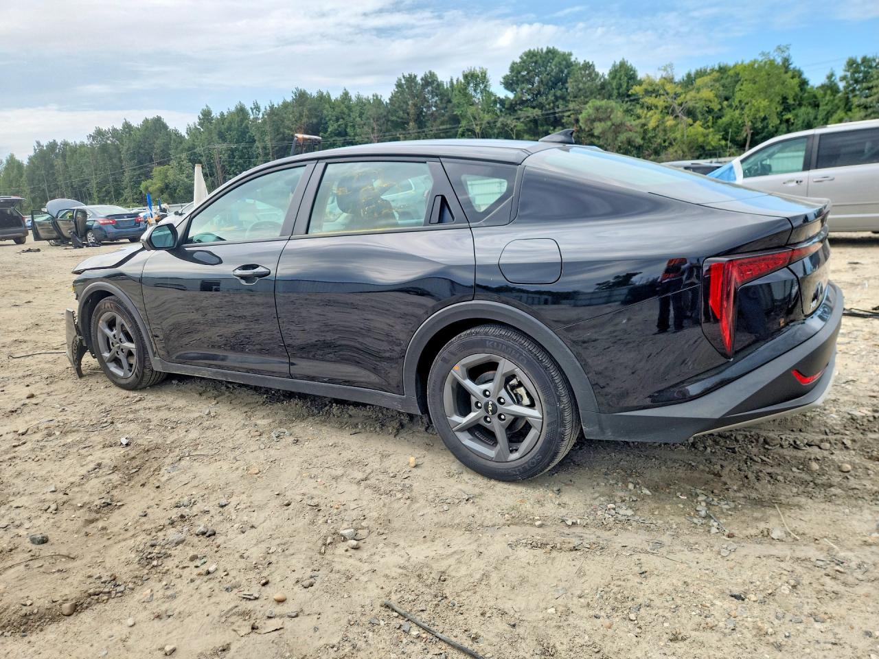 2026 KIA K4 LXS — снимка 2
