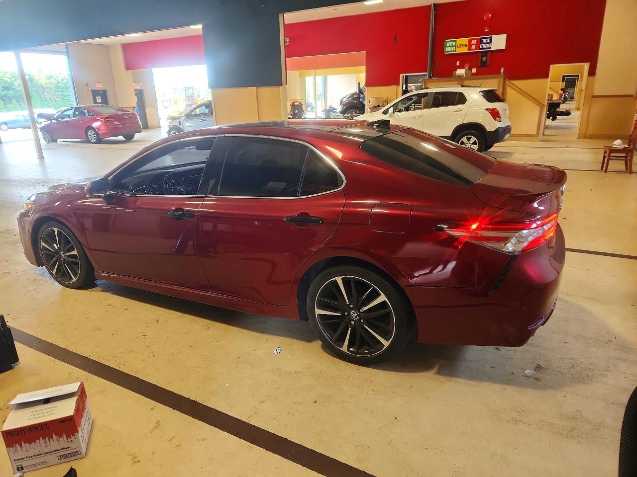 2018 TOYOTA CAMRY XSE V6 — снимка 2