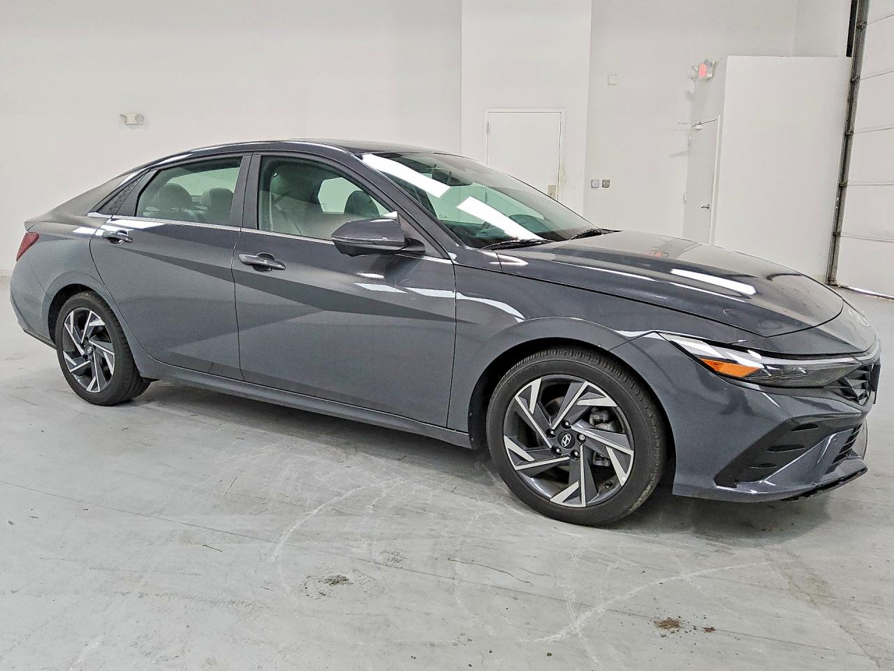 2024 HYUNDAI ELANTRA LIMITED — снимка 4
