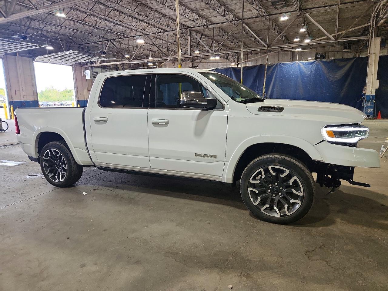 2026 RAM 1500 LIMITED — снимка 4