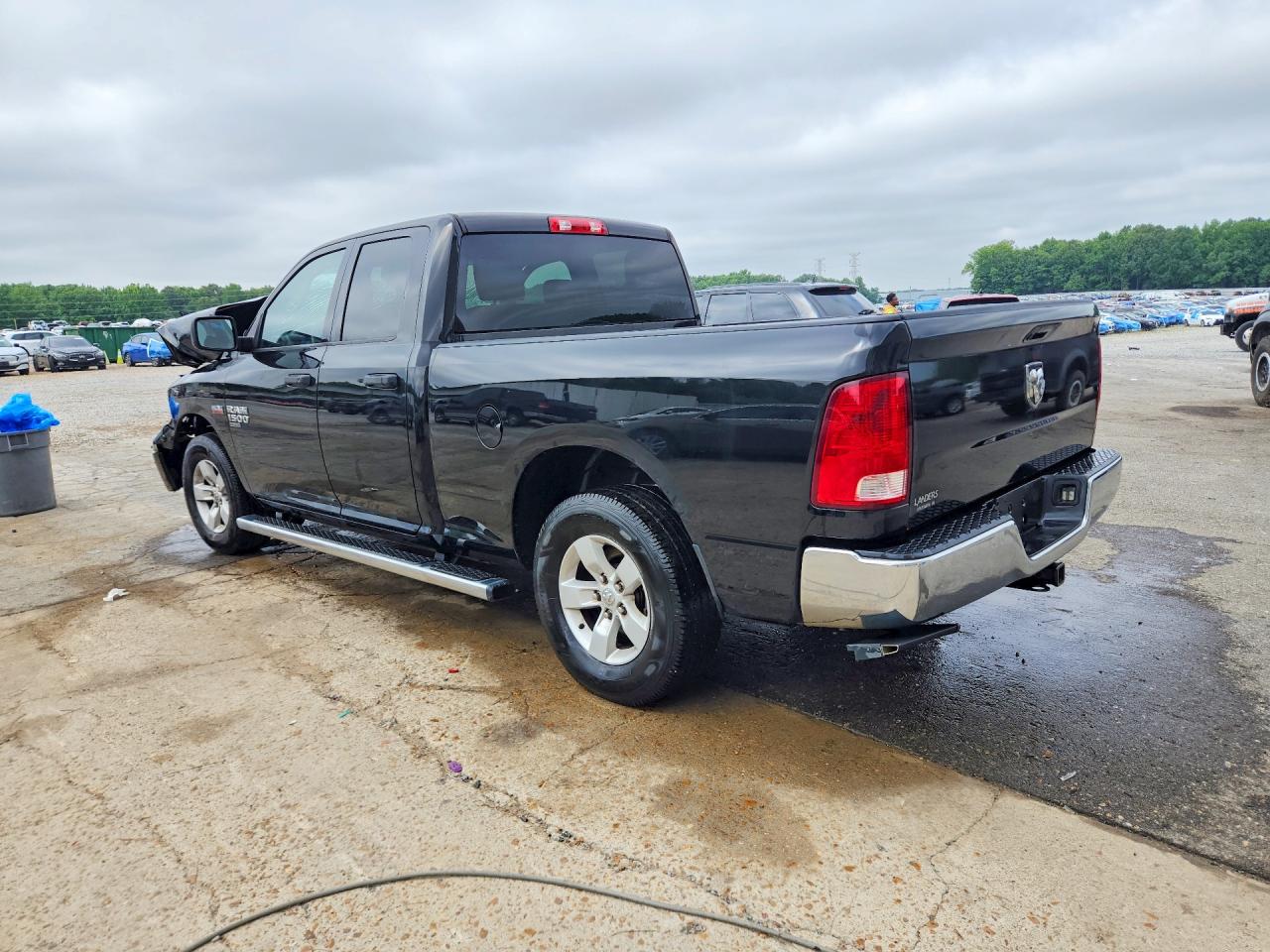 2019 RAM 1500 CLASSIC TRADESMAN — снимка 2