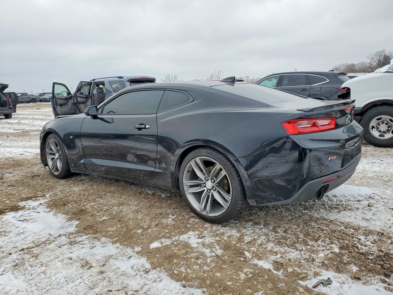 2017 CHEVROLET CAMARO LT — снимка 2
