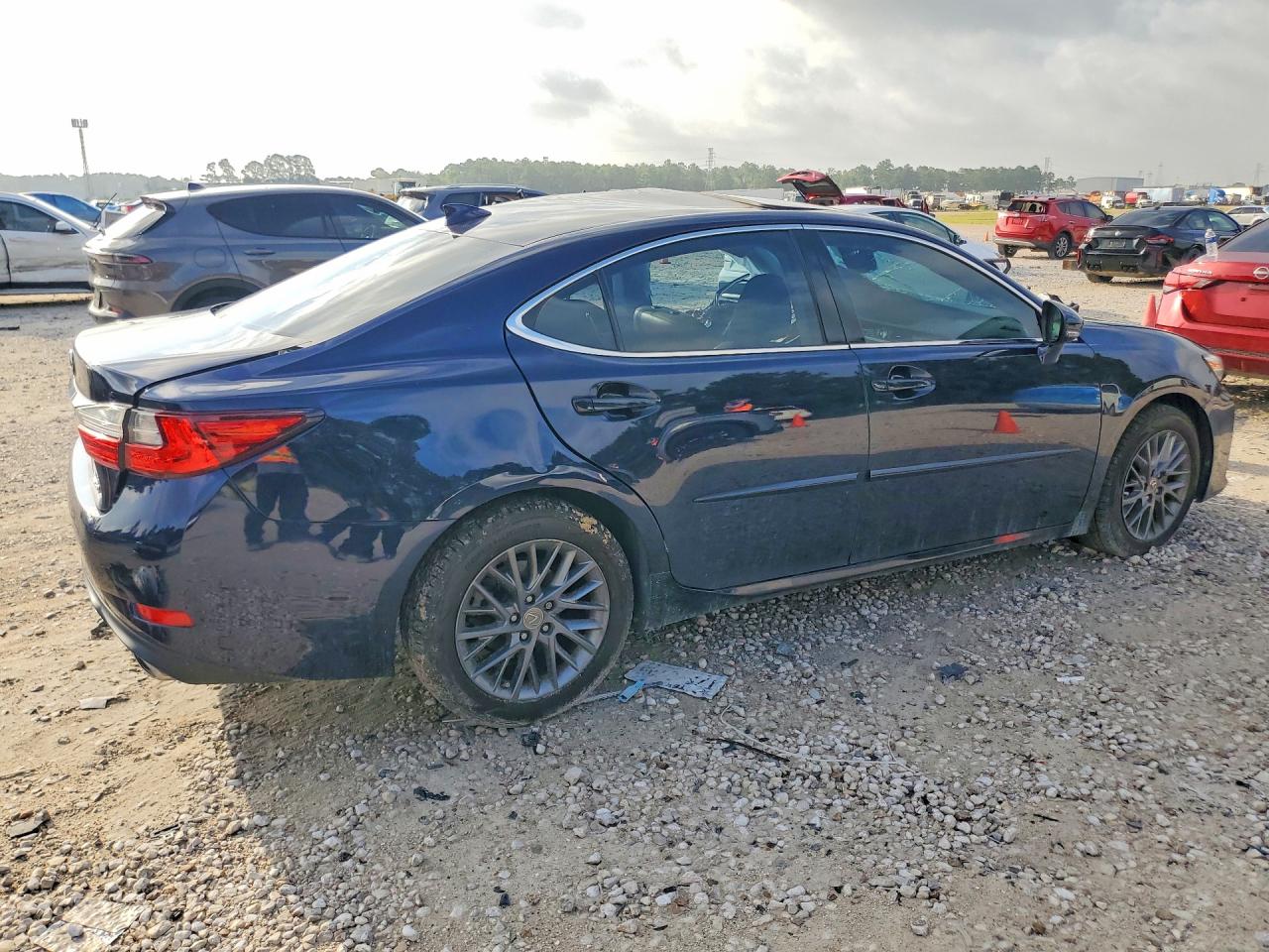 2018 LEXUS ES 350 — снимка 3