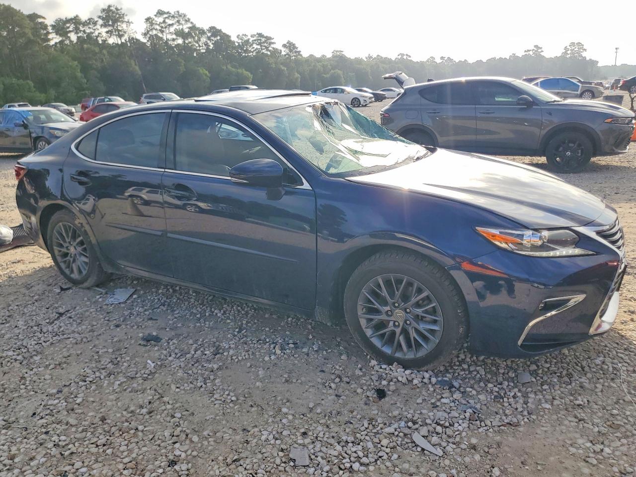 2018 LEXUS ES 350 — снимка 4