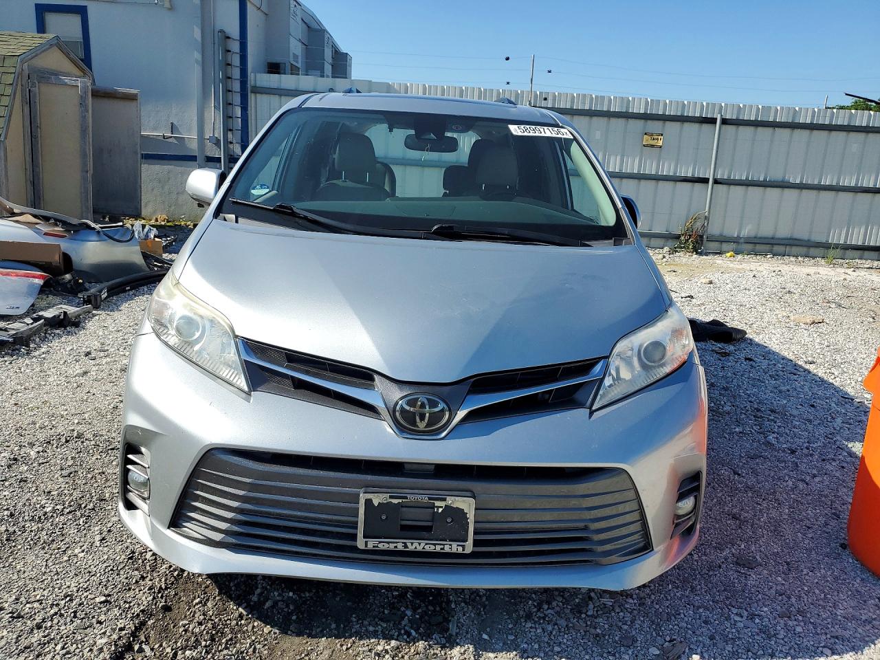 2019 TOYOTA SIENNA XLE 8-PASSENGER — снимка 5