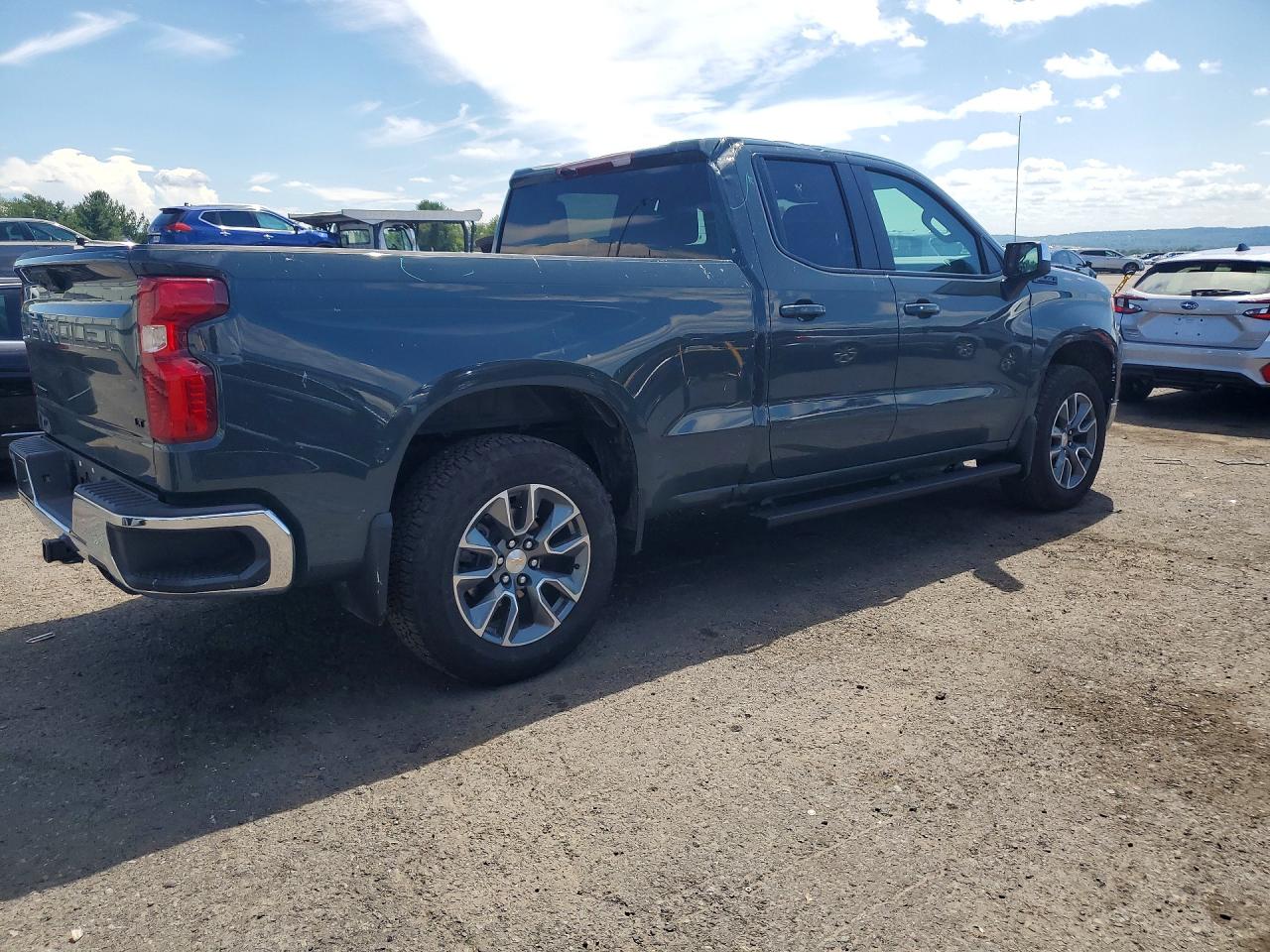 2026 CHEVROLET SILVERADO K1500 LT — снимка 3