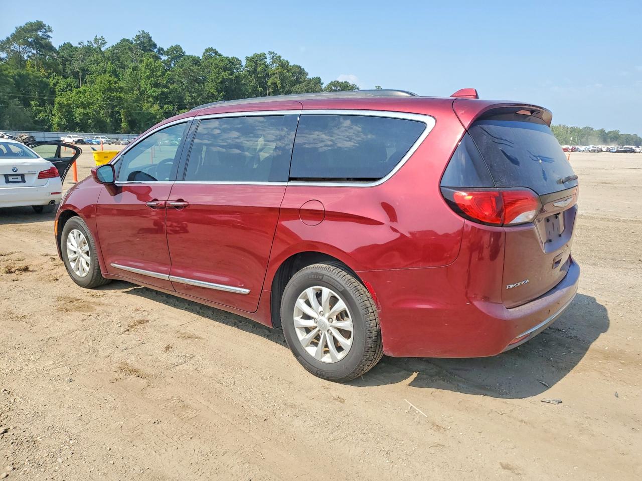 2017 CHRYSLER PACIFICA TOURING L — снимка 2