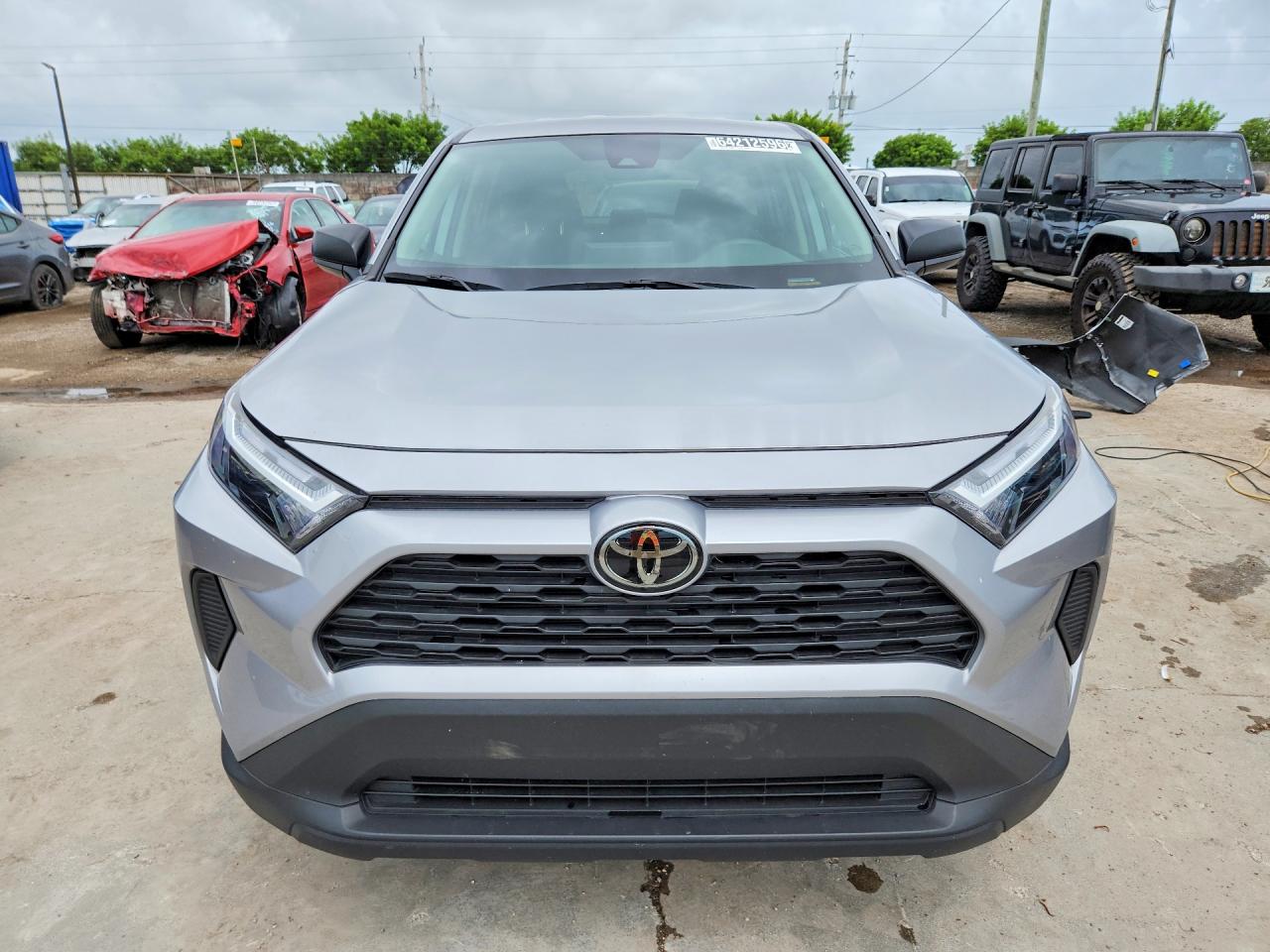 2025 TOYOTA RAV4 LE — снимка 5