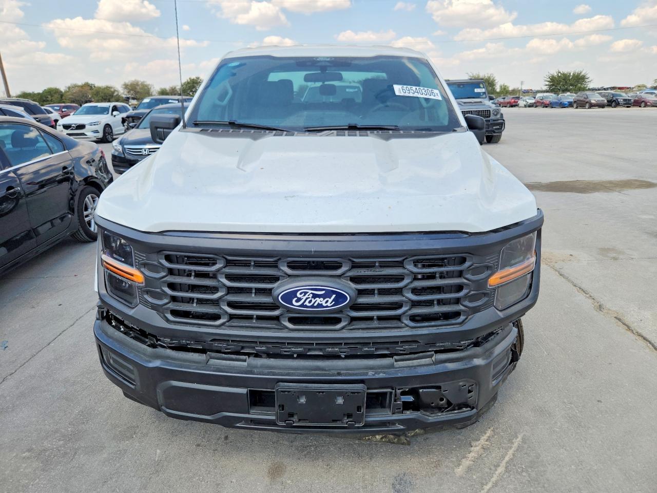 2026 FORD F150 XL — photo 5