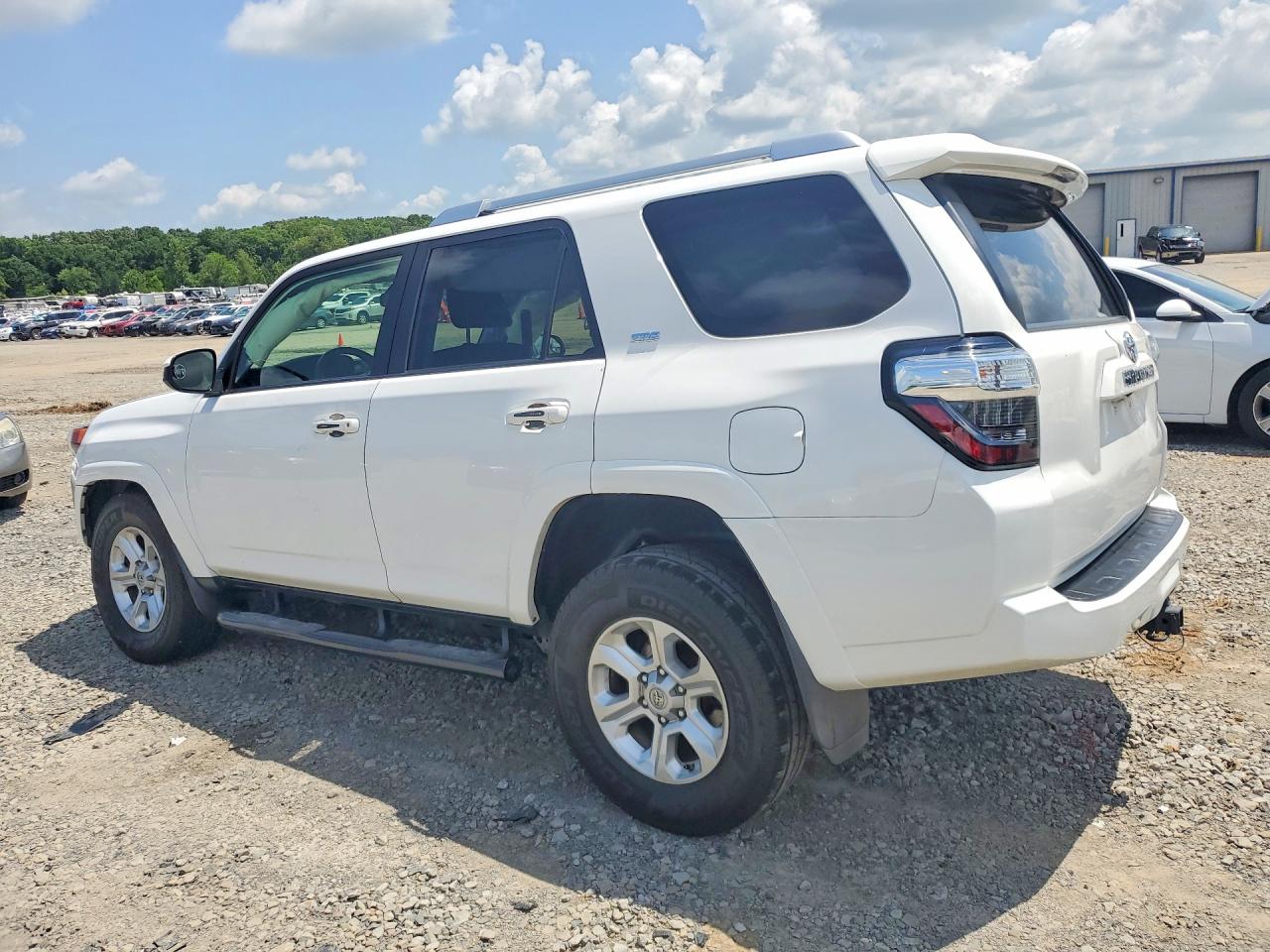 2015 TOYOTA 4RUNNER SR5 — снимка 2
