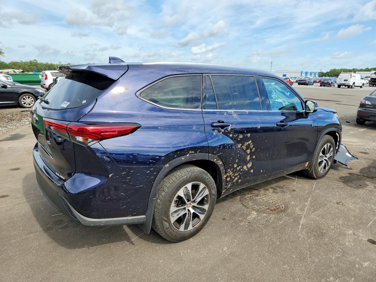 2020 TOYOTA HIGHLANDER XLE — снимка 3