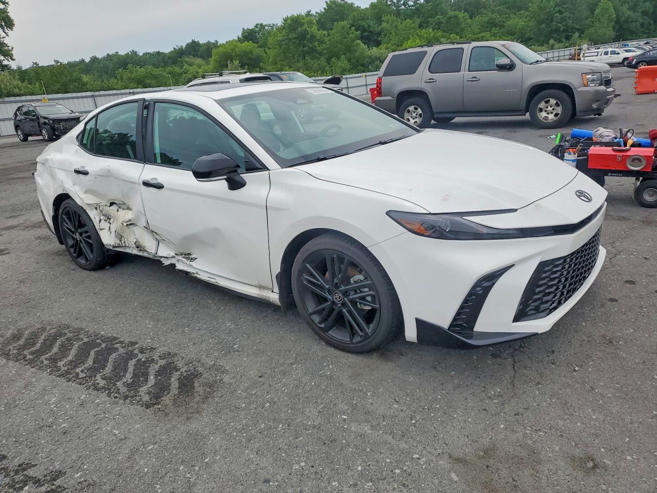 2026 TOYOTA CAMRY NIGHTSHADE — снимка 4