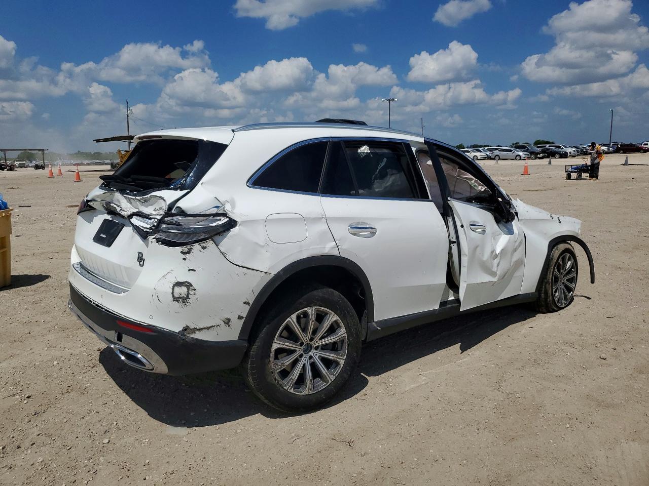 2024 MERCEDES-BENZ GLC — снимка 3